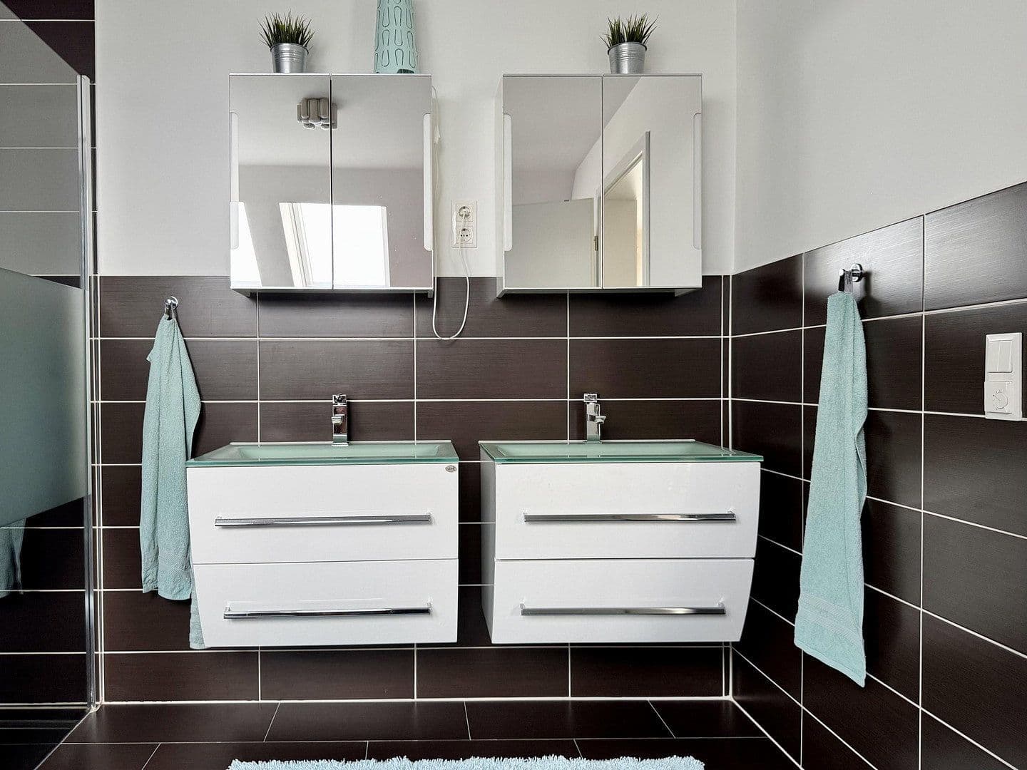Prodej domu 239 m², pozemek 1.400 m², Lubín, Braniborsko Prodej domu 239 m², pozemek 1.400 m², Lubín, Braniborsko