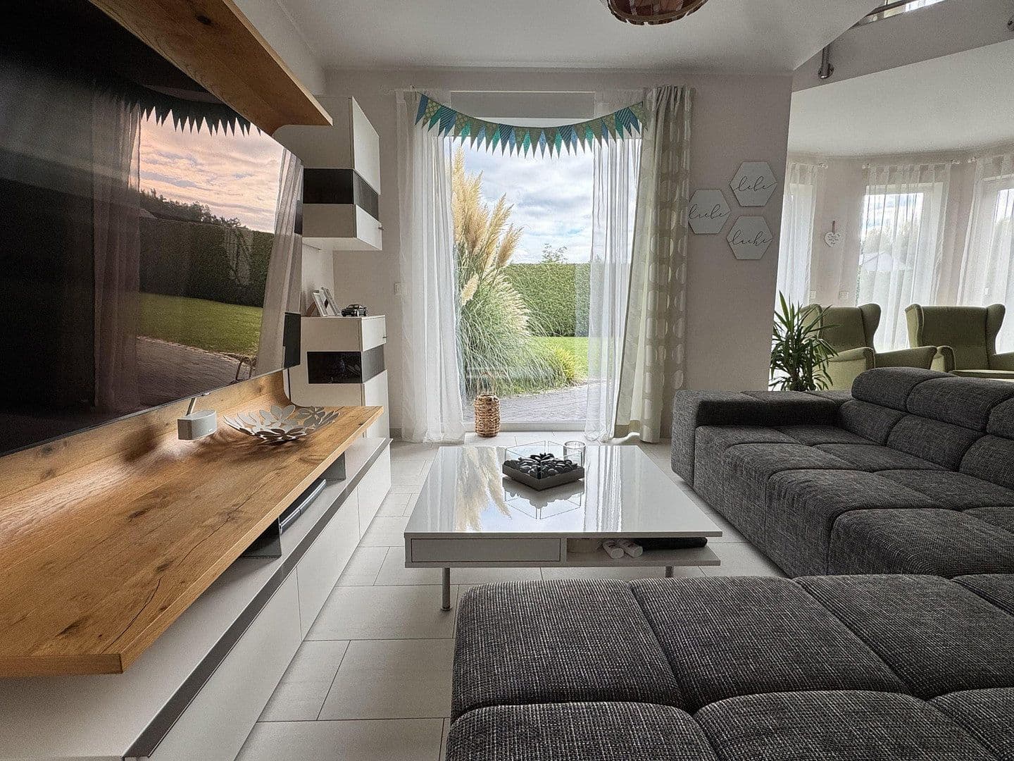 Prodej domu 239 m², pozemek 1.400 m², Lubín, Braniborsko Prodej domu 239 m², pozemek 1.400 m², Lubín, Braniborsko