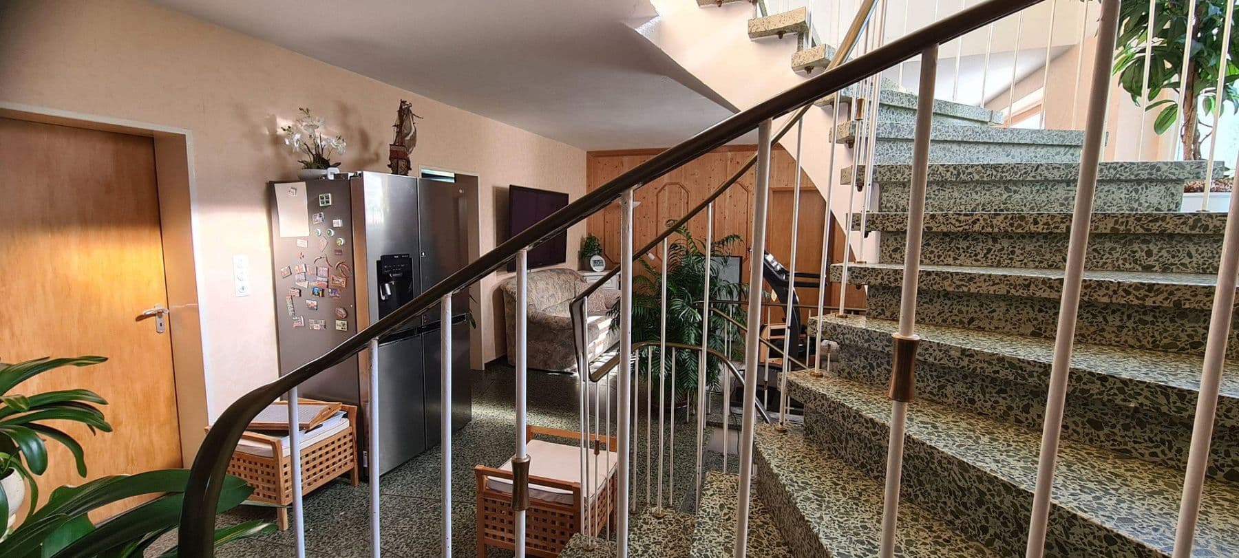 Prodej domu 450 m², pozemek 5.100 m², Weitefeld, Porýní-Falc Prodej domu 450 m², pozemek 5.100 m², Weitefeld, Porýní-Falc