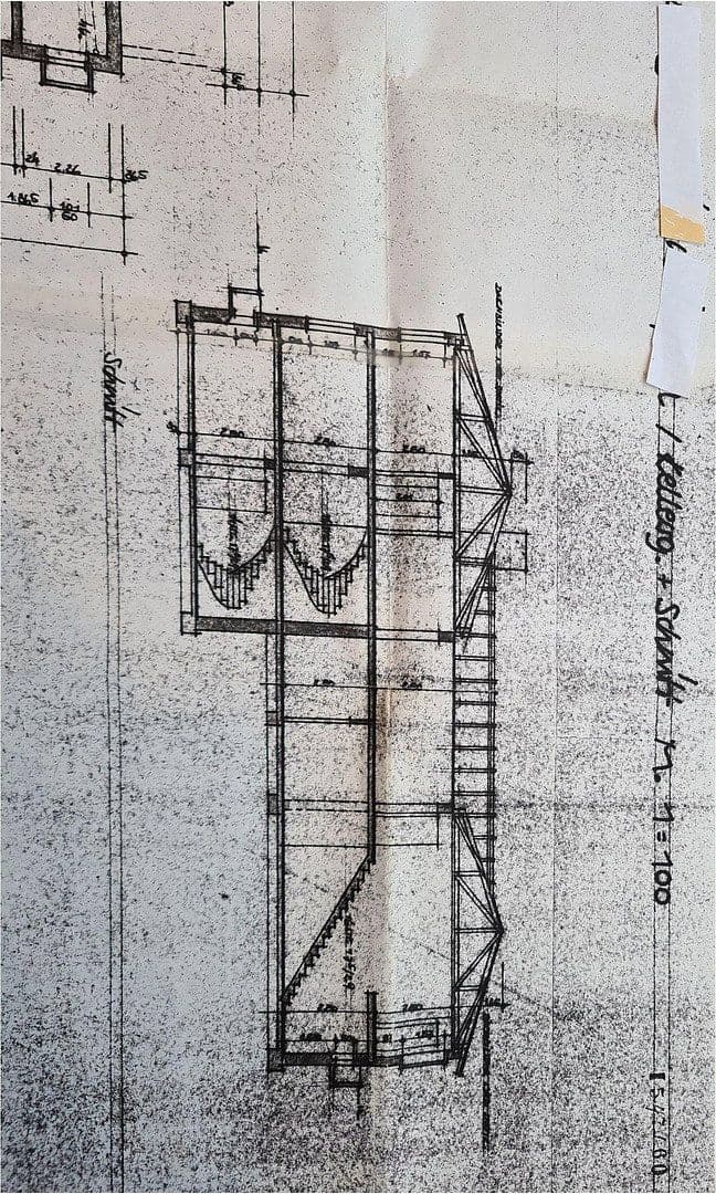 Prodej domu 450 m², pozemek 5.100 m², Weitefeld, Porýní-Falc Prodej domu 450 m², pozemek 5.100 m², Weitefeld, Porýní-Falc