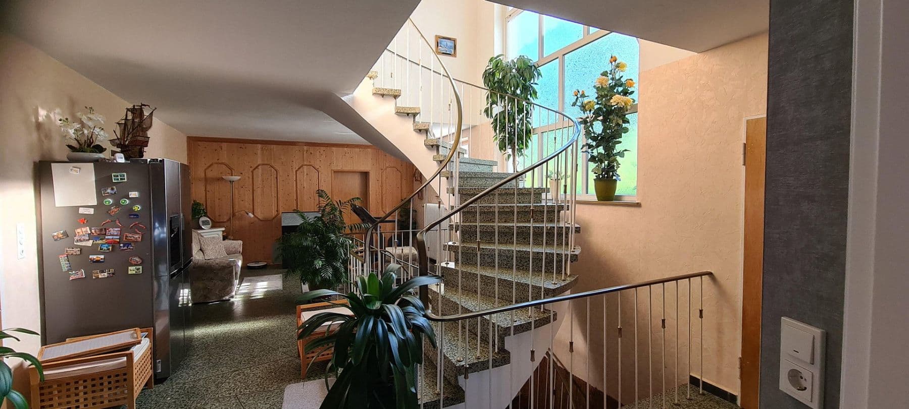 Prodej domu 450 m², pozemek 5.100 m², Weitefeld, Porýní-Falc Prodej domu 450 m², pozemek 5.100 m², Weitefeld, Porýní-Falc