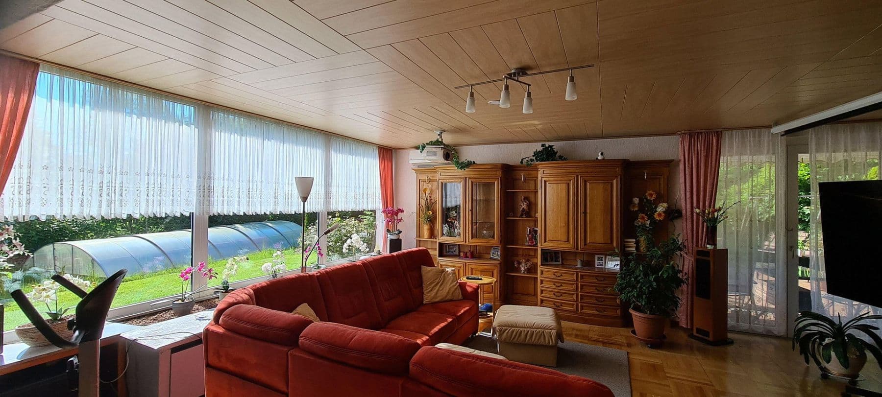 Prodej domu 450 m², pozemek 5.100 m², Weitefeld, Porýní-Falc Prodej domu 450 m², pozemek 5.100 m², Weitefeld, Porýní-Falc