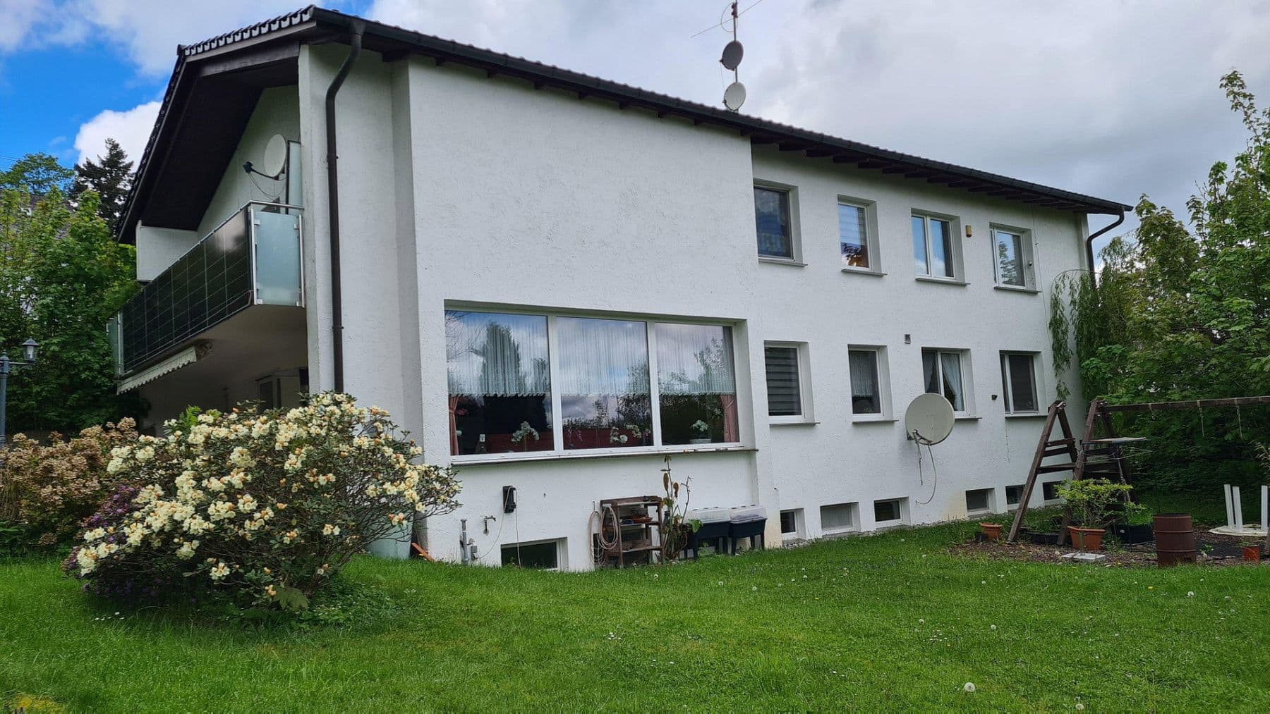 Prodej domu 450 m², pozemek 5.100 m², Weitefeld, Porýní-Falc Prodej domu 450 m², pozemek 5.100 m², Weitefeld, Porýní-Falc