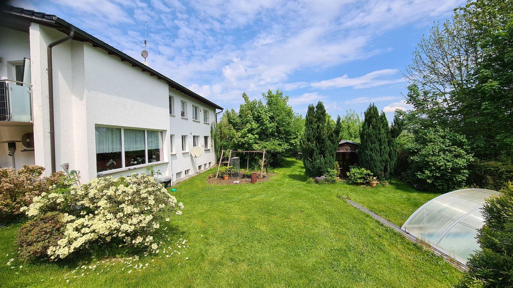 Prodej domu 450 m², pozemek 5.100 m², Weitefeld, Porýní-Falc Prodej domu 450 m², pozemek 5.100 m², Weitefeld, Porýní-Falc