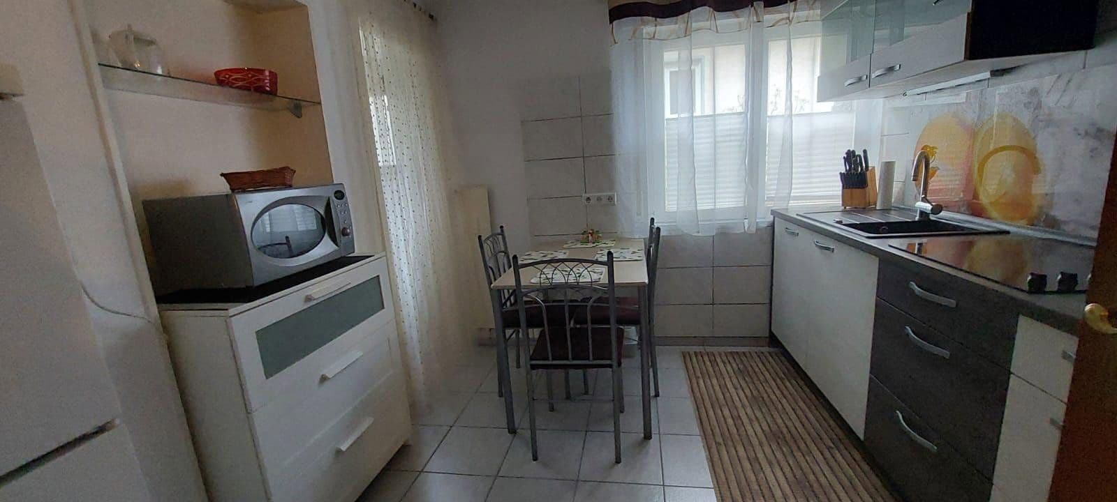 Pronájem bytu 3+1 86 m², Tulpenweg 5, Friesenheim, Bádensko-Württembersko Pronájem bytu 3+1 86 m², Tulpenweg 5, Friesenheim, Bádensko-Württembersko