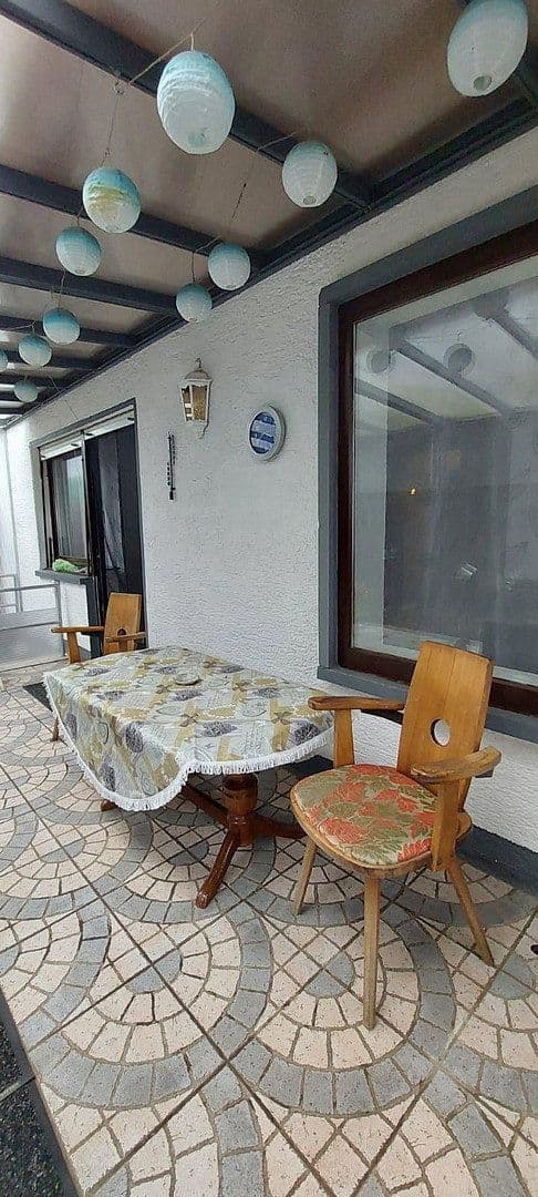 Pronájem bytu 3+1 86 m², Tulpenweg 5, Friesenheim, Bádensko-Württembersko Pronájem bytu 3+1 86 m², Tulpenweg 5, Friesenheim, Bádensko-Württembersko