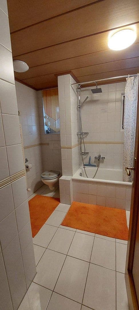 Pronájem bytu 3+1 86 m², Tulpenweg 5, Friesenheim, Bádensko-Württembersko Pronájem bytu 3+1 86 m², Tulpenweg 5, Friesenheim, Bádensko-Württembersko