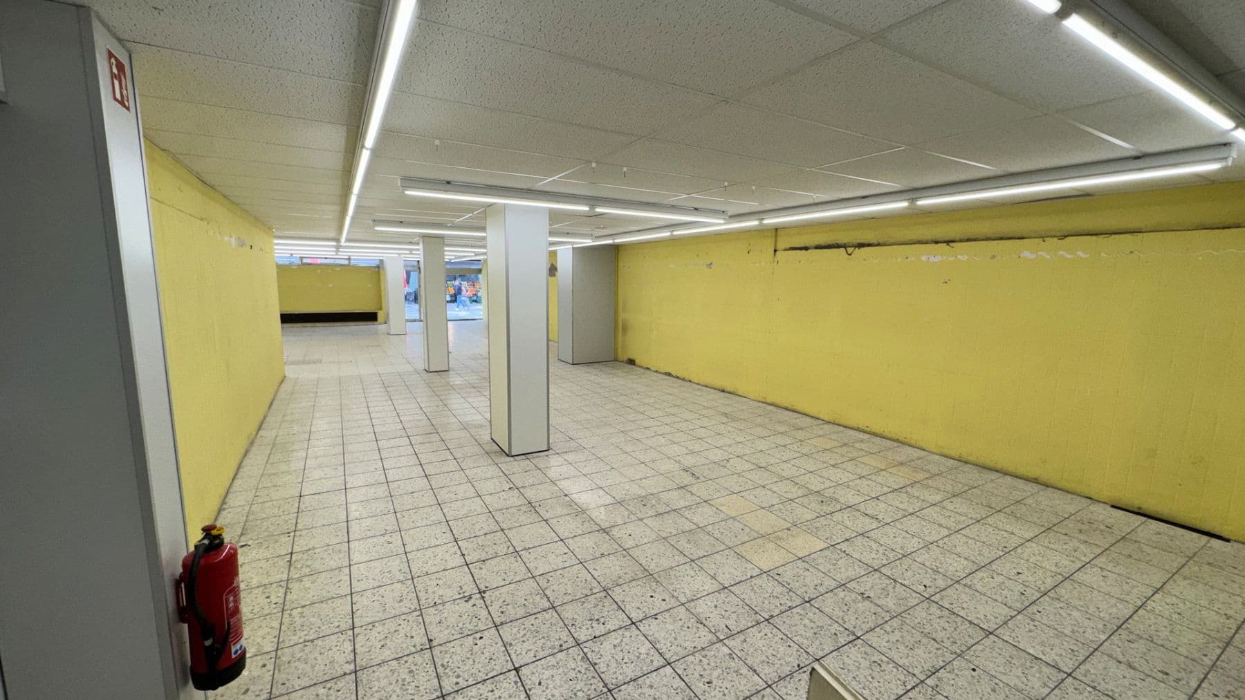 Pronájem nebytového prostoru 287 m², Ehrenfeld Stadtbezirk 4, Bergisch Gladbach, Severní Porýní-Vestfálsko Pronájem nebytového prostoru 287 m², Ehrenfeld Stadtbezirk 4, Bergisch Gladbach, Severní Porýní-Vestfálsko