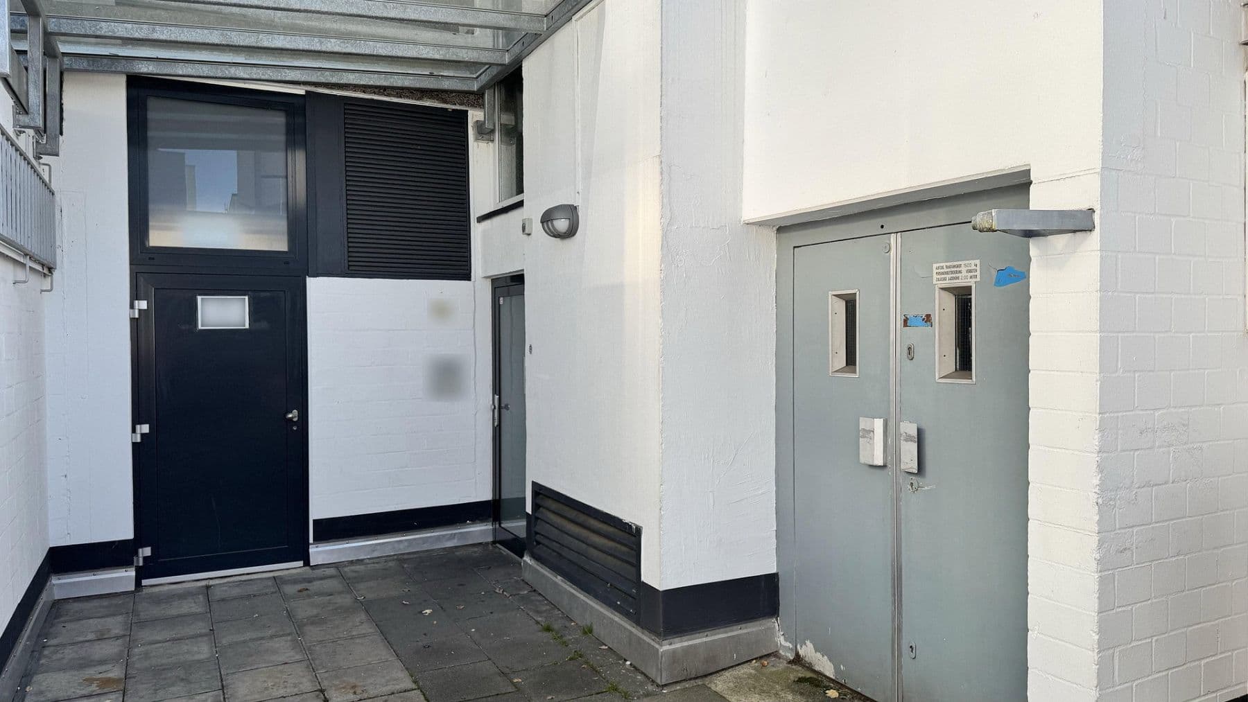 Pronájem nebytového prostoru 287 m², Ehrenfeld Stadtbezirk 4, Bergisch Gladbach, Severní Porýní-Vestfálsko Pronájem nebytového prostoru 287 m², Ehrenfeld Stadtbezirk 4, Bergisch Gladbach, Severní Porýní-Vestfálsko