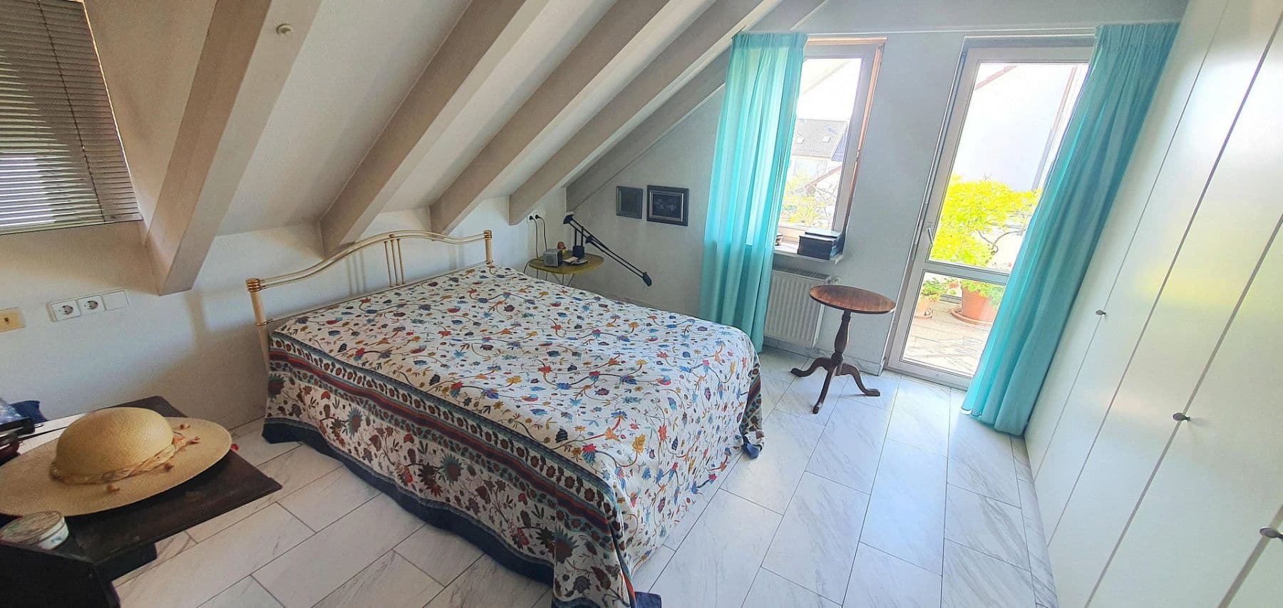 Prodej bytu 3+kk 117 m², Stuttgart, Bádensko-Württembersko Prodej bytu 3+kk 117 m², Stuttgart, Bádensko-Württembersko