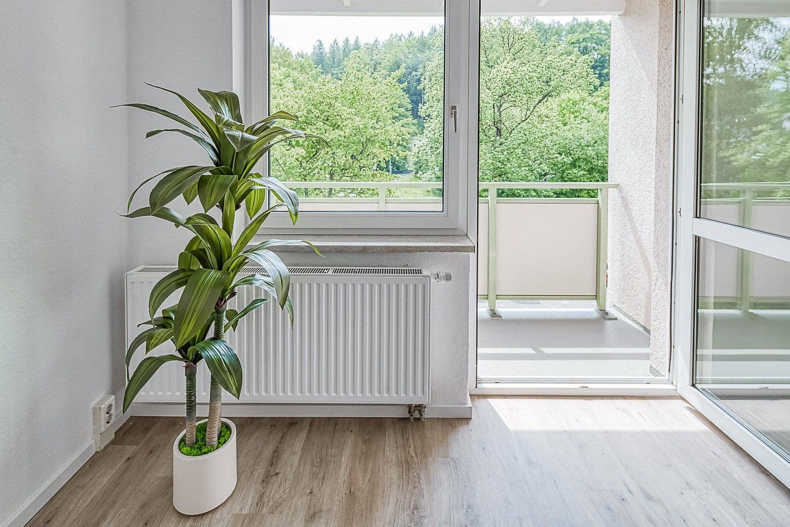 Pronájem bytu 1+1 30 m², Am Plan 38G, Drebach, Sasko Pronájem bytu 1+1 30 m², Am Plan 38G, Drebach, Sasko
