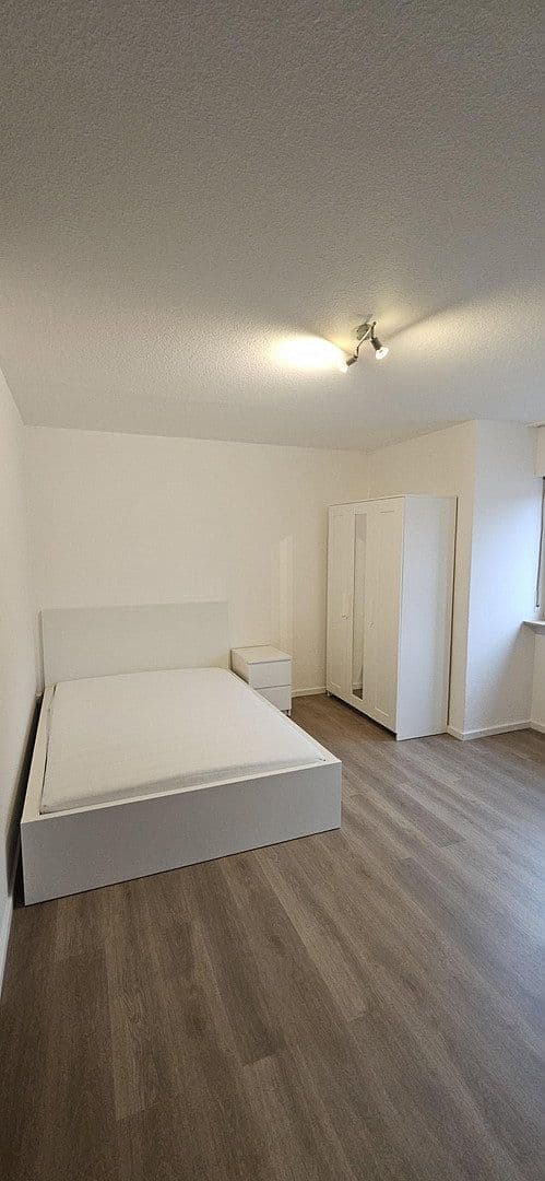 Pronájem bytu 17 m², U1, 25, Mannheim, Bádensko-Württembersko Pronájem bytu 17 m², U1, 25, Mannheim, Bádensko-Württembersko