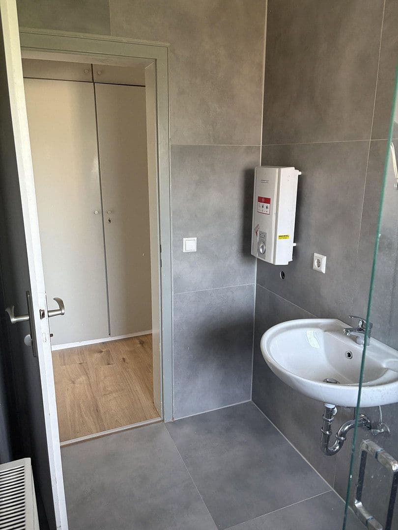 Pronájem bytu 2+1 51 m², Damaschkestraße 34, Schwäbisch Hall, Bádensko-Württembersko Pronájem bytu 2+1 51 m², Damaschkestraße 34, Schwäbisch Hall, Bádensko-Württembersko