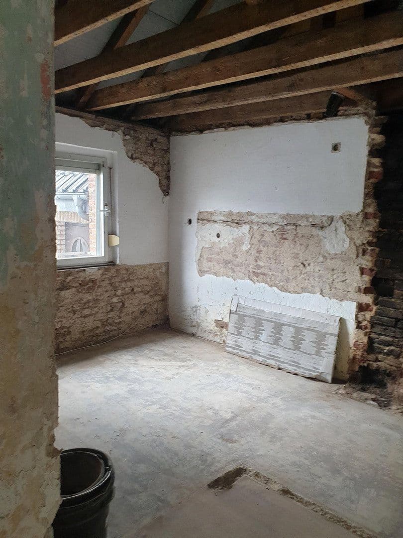 Prodej domu 100 m², pozemek 80 m², Langenfeld (Rheinland), Severní Porýní-Vestfálsko Prodej domu 100 m², pozemek 80 m², Langenfeld (Rheinland), Severní Porýní-Vestfálsko