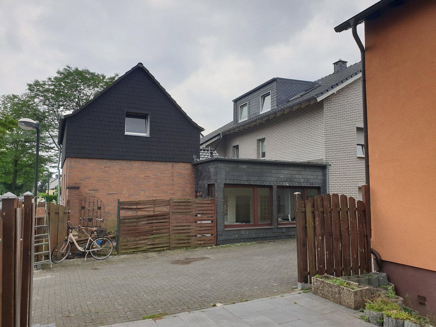 Prodej domu 100 m², pozemek 80 m², Langenfeld (Rheinland), Severní Porýní-Vestfálsko Prodej domu 100 m², pozemek 80 m², Langenfeld (Rheinland), Severní Porýní-Vestfálsko