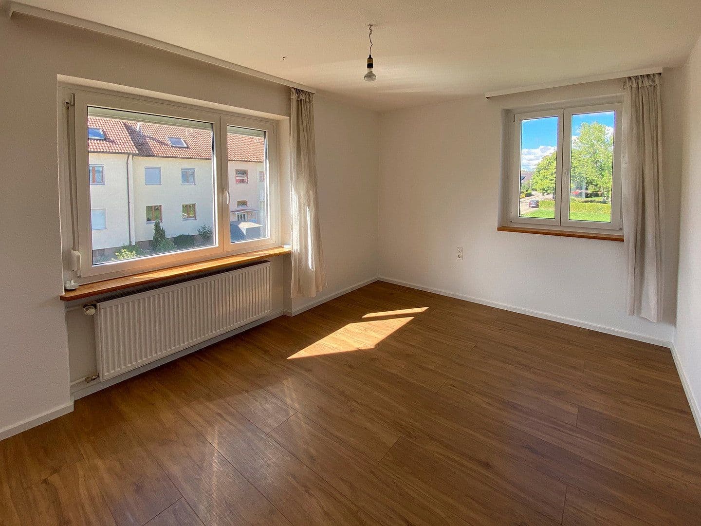 Pronájem bytu 3+kk 98 m², Trossingen, Bádensko-Württembersko Pronájem bytu 3+kk 98 m², Trossingen, Bádensko-Württembersko