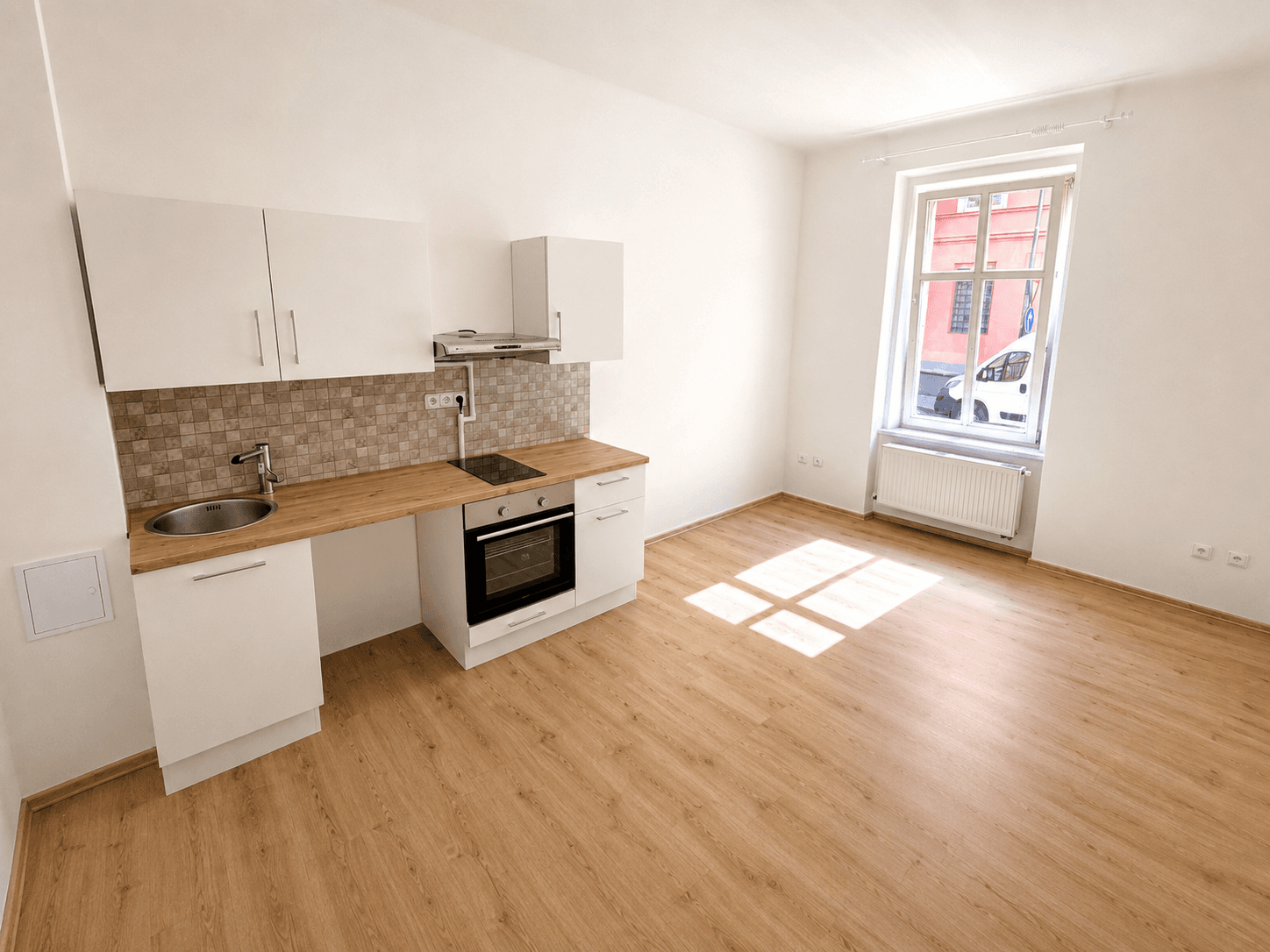 Prodej bytu 1+kk 26 m², Krátká, Plzeň, Plzeňský kraj Prodej bytu 1+kk 26 m², Krátká, Plzeň, Plzeňský kraj