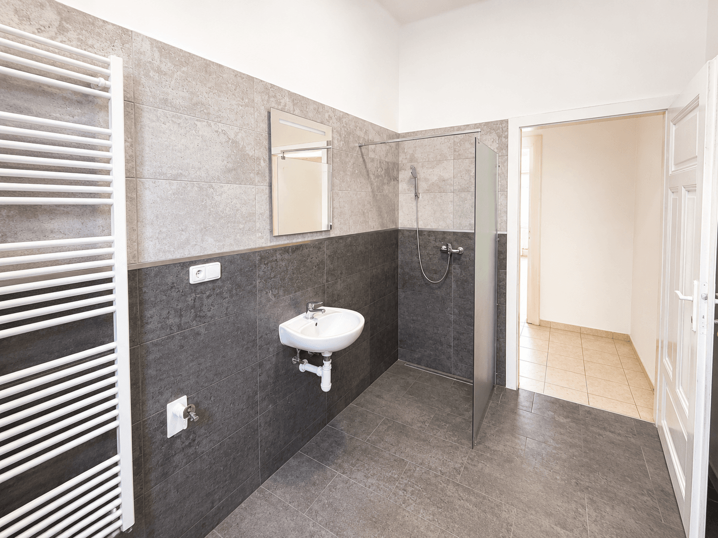 Prodej bytu 1+kk 26 m², Krátká, Plzeň, Plzeňský kraj Prodej bytu 1+kk 26 m², Krátká, Plzeň, Plzeňský kraj