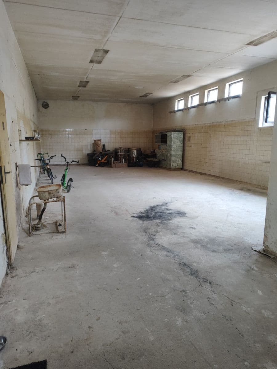 Pronájem nebytového prostoru 115 m², Březovská, Vrané nad Vltavou, Středočeský kraj Pronájem nebytového prostoru 115 m², Březovská, Vrané nad Vltavou, Středočeský kraj