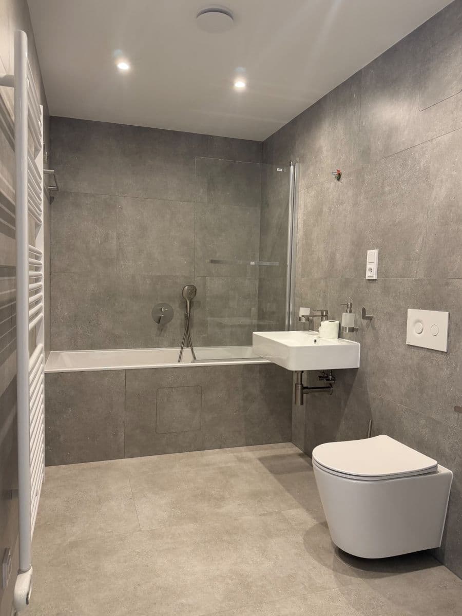 Pronájem bytu 2+kk 62 m², U Engerthu, Kladno, Středočeský kraj Pronájem bytu 2+kk 62 m², U Engerthu, Kladno, Středočeský kraj