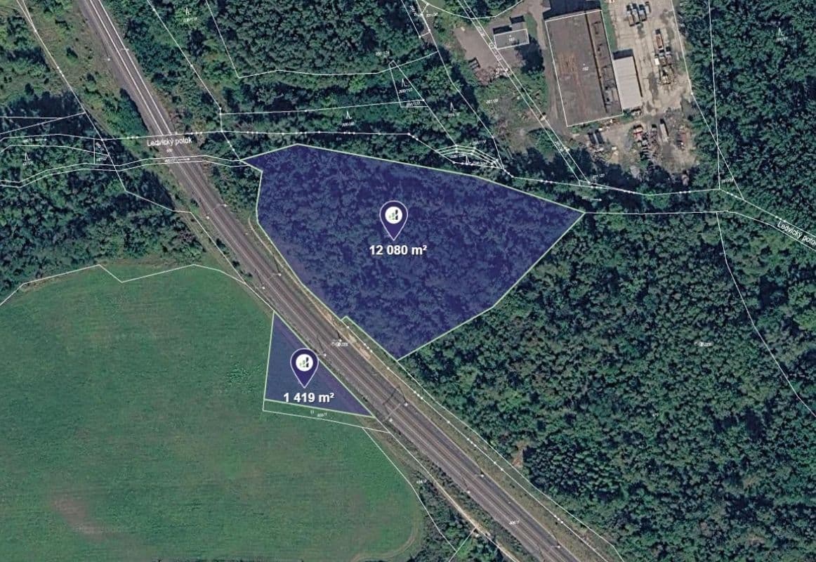Prodej pozemku 13.499 m², Hostomice, Ústecký kraj Prodej pozemku 13.499 m², Hostomice, Ústecký kraj