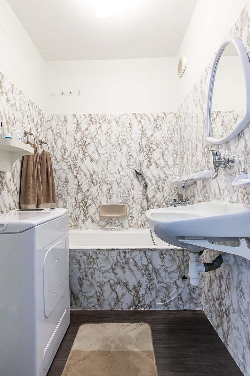 Prodej bytu 2+kk 42 m², Školská, Hostivice, Středočeský kraj Prodej bytu 2+kk 42 m², Školská, Hostivice, Středočeský kraj