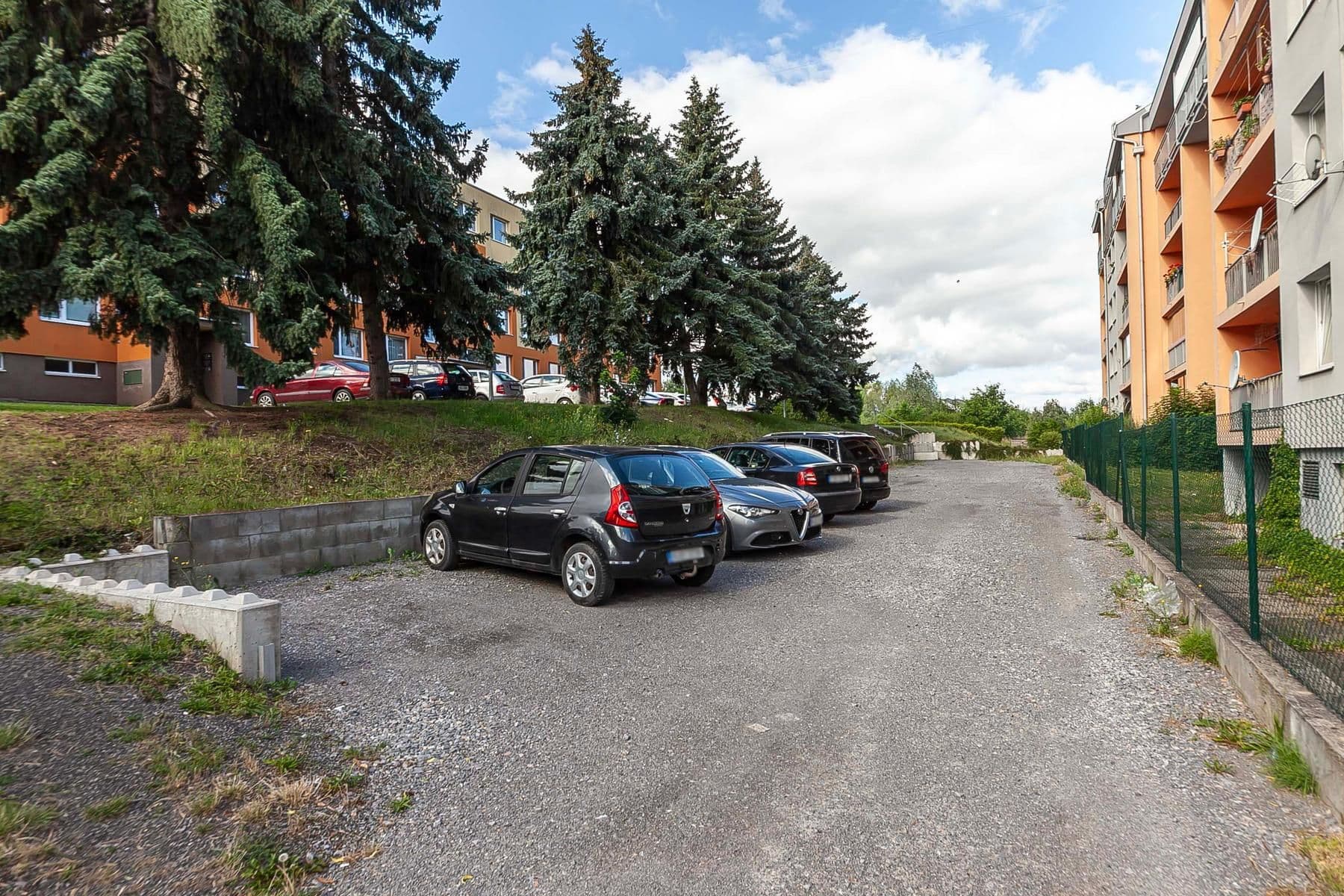 Prodej bytu 2+kk 42 m², Školská, Hostivice, Středočeský kraj Prodej bytu 2+kk 42 m², Školská, Hostivice, Středočeský kraj