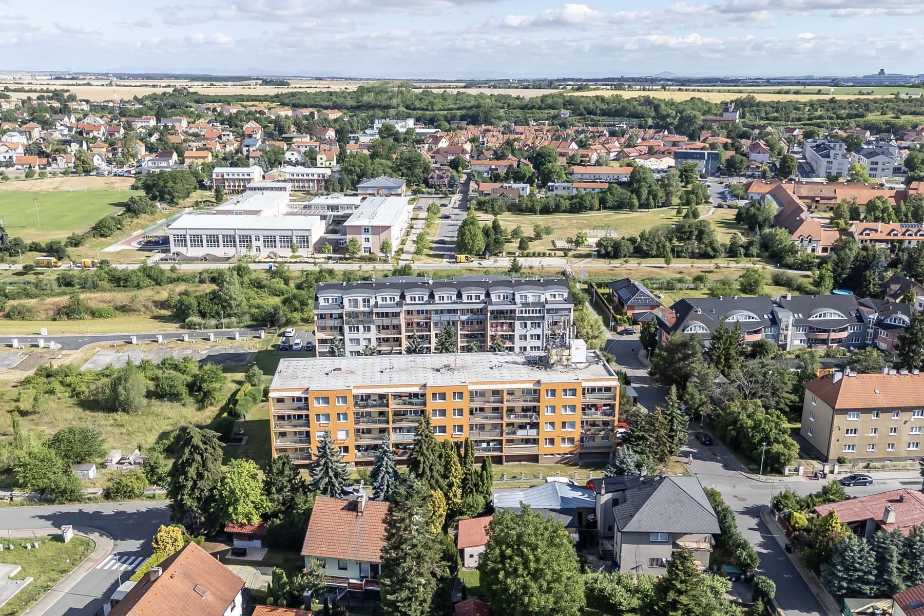 Prodej bytu 2+kk 42 m², Školská, Hostivice, Středočeský kraj Prodej bytu 2+kk 42 m², Školská, Hostivice, Středočeský kraj