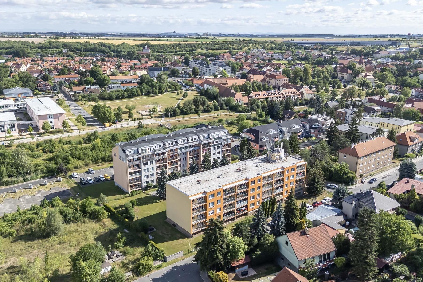 Prodej bytu 2+kk 42 m², Školská, Hostivice, Středočeský kraj Prodej bytu 2+kk 42 m², Školská, Hostivice, Středočeský kraj