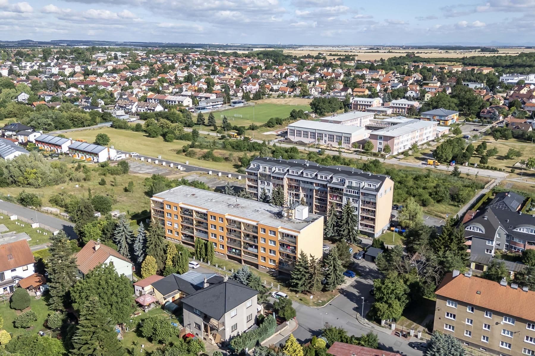 Prodej bytu 2+kk 42 m², Školská, Hostivice, Středočeský kraj Prodej bytu 2+kk 42 m², Školská, Hostivice, Středočeský kraj