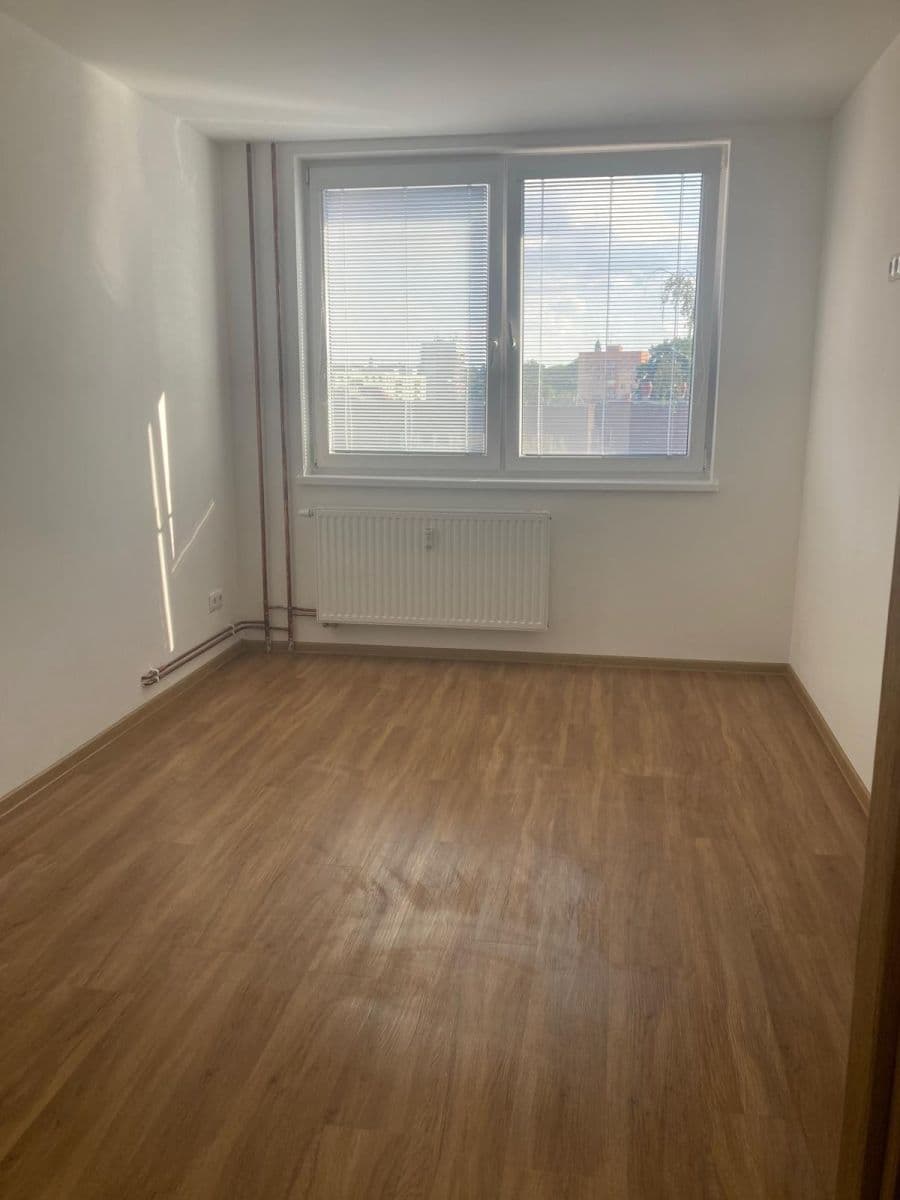 Pronájem bytu 3+1 71 m², Černá, Opava, Moravskoslezský kraj Pronájem bytu 3+1 71 m², Černá, Opava, Moravskoslezský kraj
