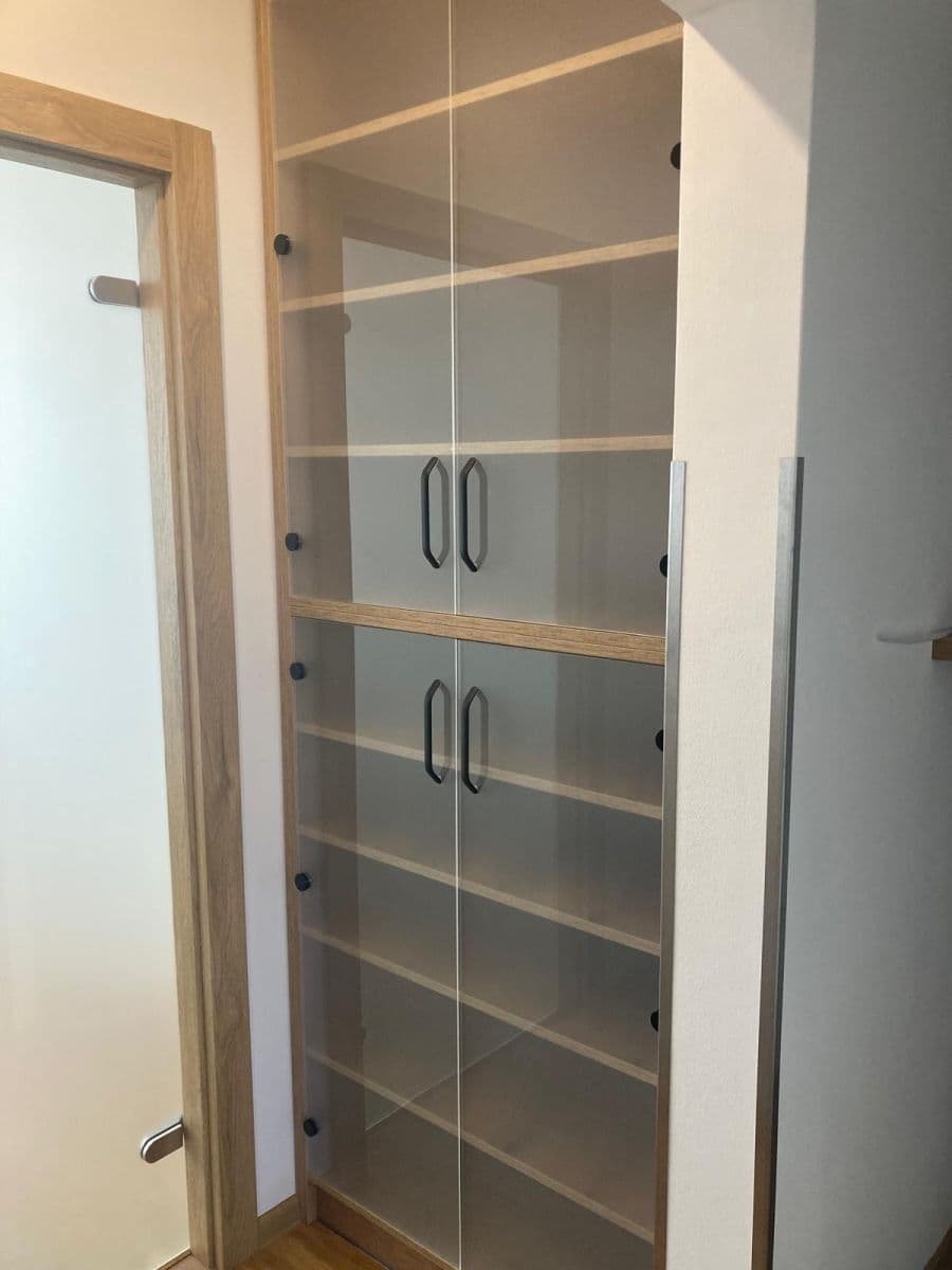 Pronájem bytu 3+1 71 m², Černá, Opava, Moravskoslezský kraj Pronájem bytu 3+1 71 m², Černá, Opava, Moravskoslezský kraj