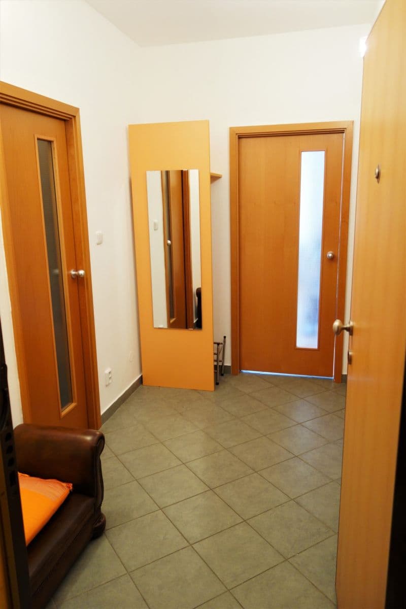 Pronájem bytu 2+kk 52 m², Naskové, Praha, Praha Pronájem bytu 2+kk 52 m², Naskové, Praha, Praha