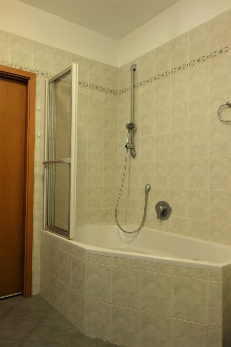 Pronájem bytu 2+kk 52 m², Naskové, Praha, Praha Pronájem bytu 2+kk 52 m², Naskové, Praha, Praha