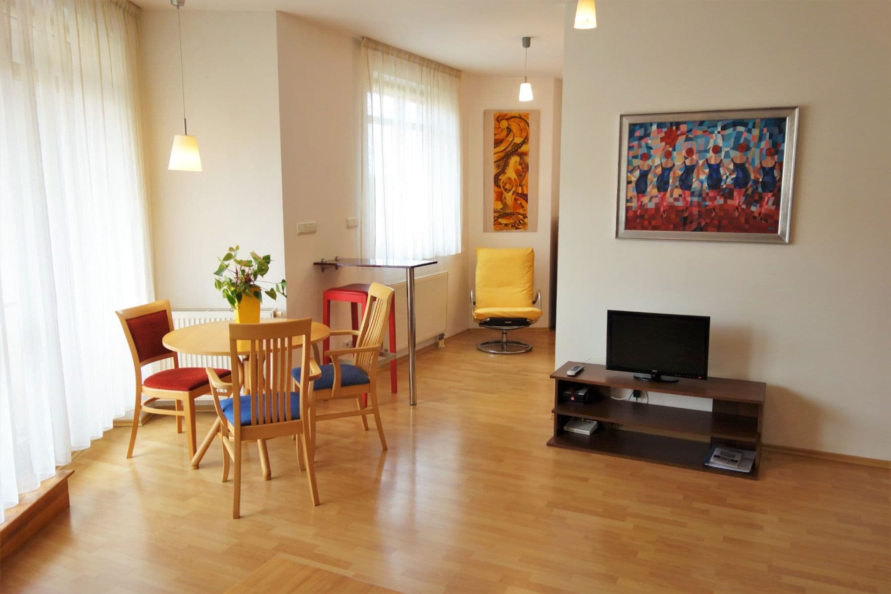Pronájem bytu 2+kk 52 m², Naskové, Praha, Praha Pronájem bytu 2+kk 52 m², Naskové, Praha, Praha