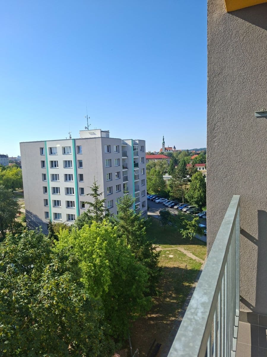 Prodej bytu 3+1 69 m², Československé armády, Tábor, Jihočeský kraj Prodej bytu 3+1 69 m², Československé armády, Tábor, Jihočeský kraj