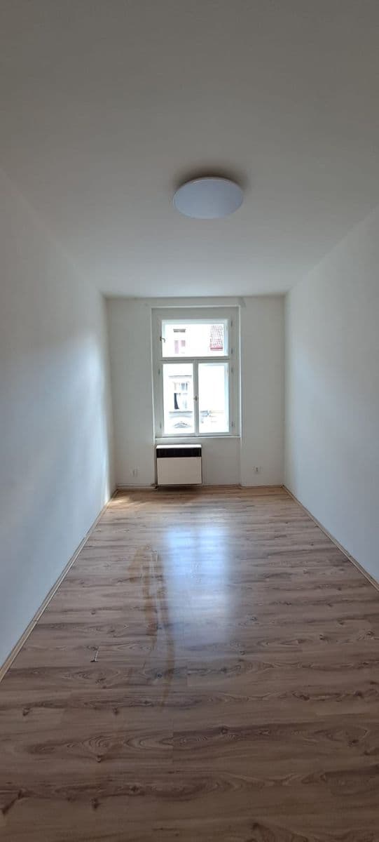 Pronájem bytu 2+1 50 m², Seifertova, Praha, Praha Pronájem bytu 2+1 50 m², Seifertova, Praha, Praha