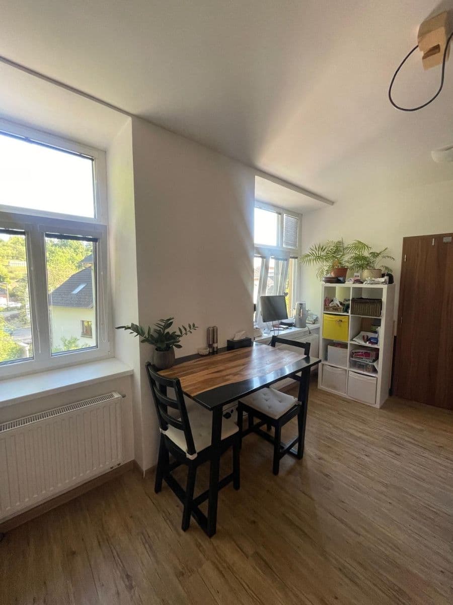 Pronájem bytu 1+1 34 m², Fibichova, Jihlava, Kraj Vysočina Pronájem bytu 1+1 34 m², Fibichova, Jihlava, Kraj Vysočina