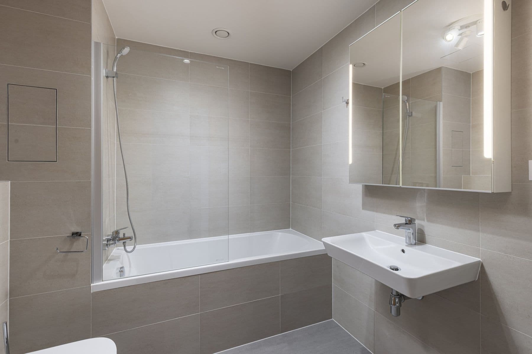 Pronájem bytu 2+kk 52 m², Argentinská, Praha, Praha Pronájem bytu 2+kk 52 m², Argentinská, Praha, Praha
