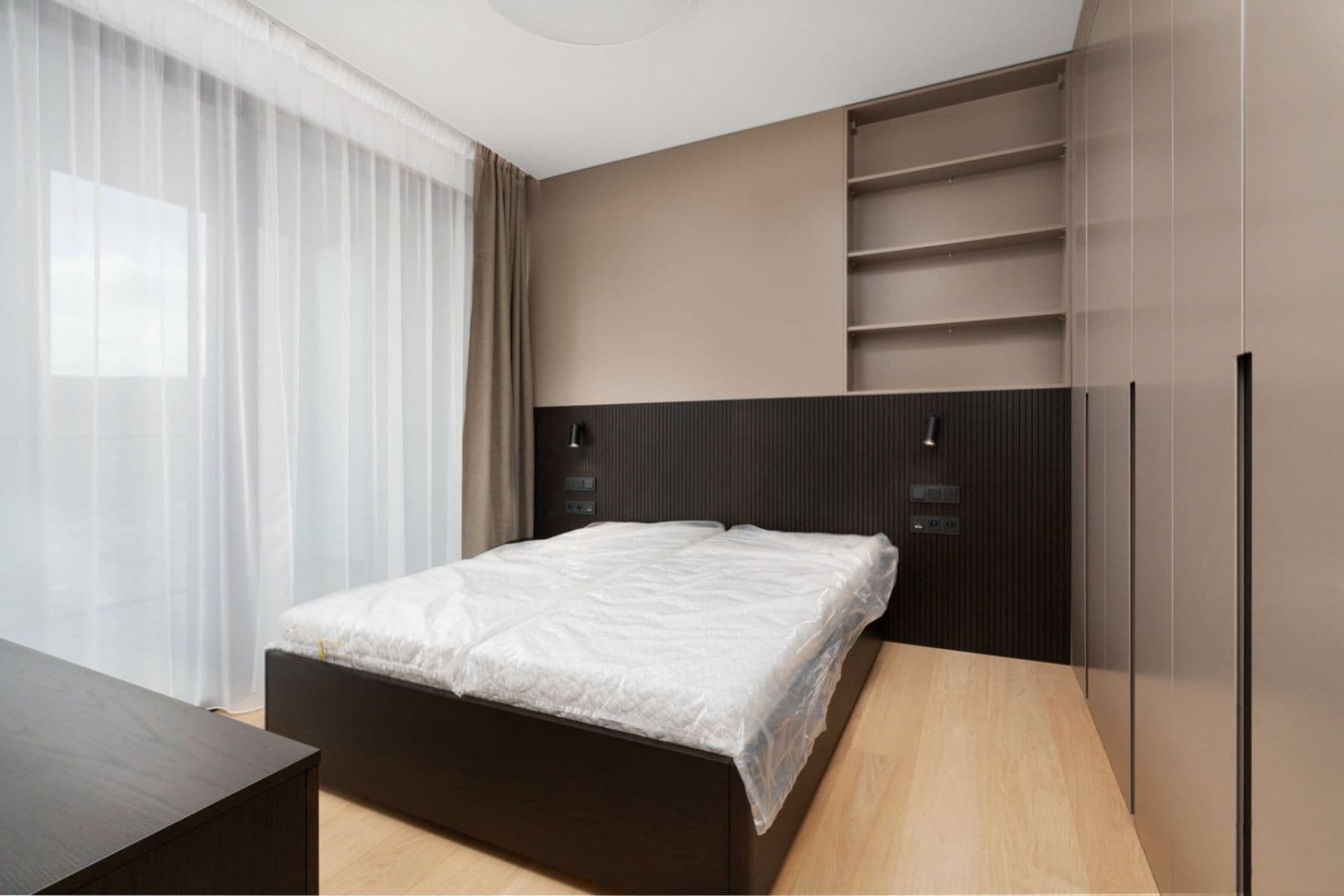 Pronájem bytu 2+kk 61 m², Vítězné náměstí, Praha, Praha Pronájem bytu 2+kk 61 m², Vítězné náměstí, Praha, Praha