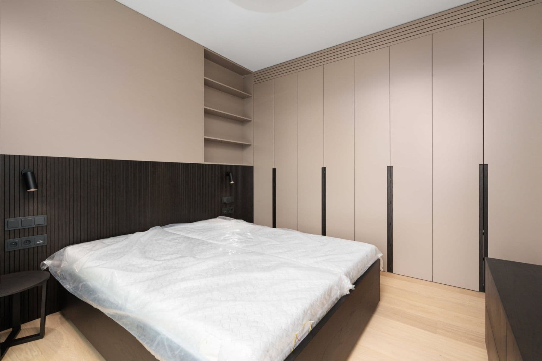 Pronájem bytu 2+kk 61 m², Vítězné náměstí, Praha, Praha Pronájem bytu 2+kk 61 m², Vítězné náměstí, Praha, Praha