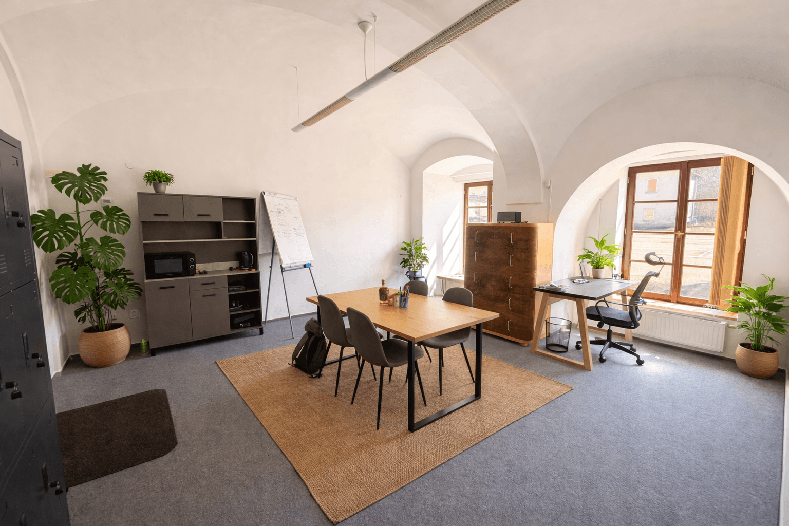 Pronájem kanceláře 60 m², U Poráků, Český Krumlov, Jihočeský kraj Pronájem kanceláře 60 m², U Poráků, Český Krumlov, Jihočeský kraj