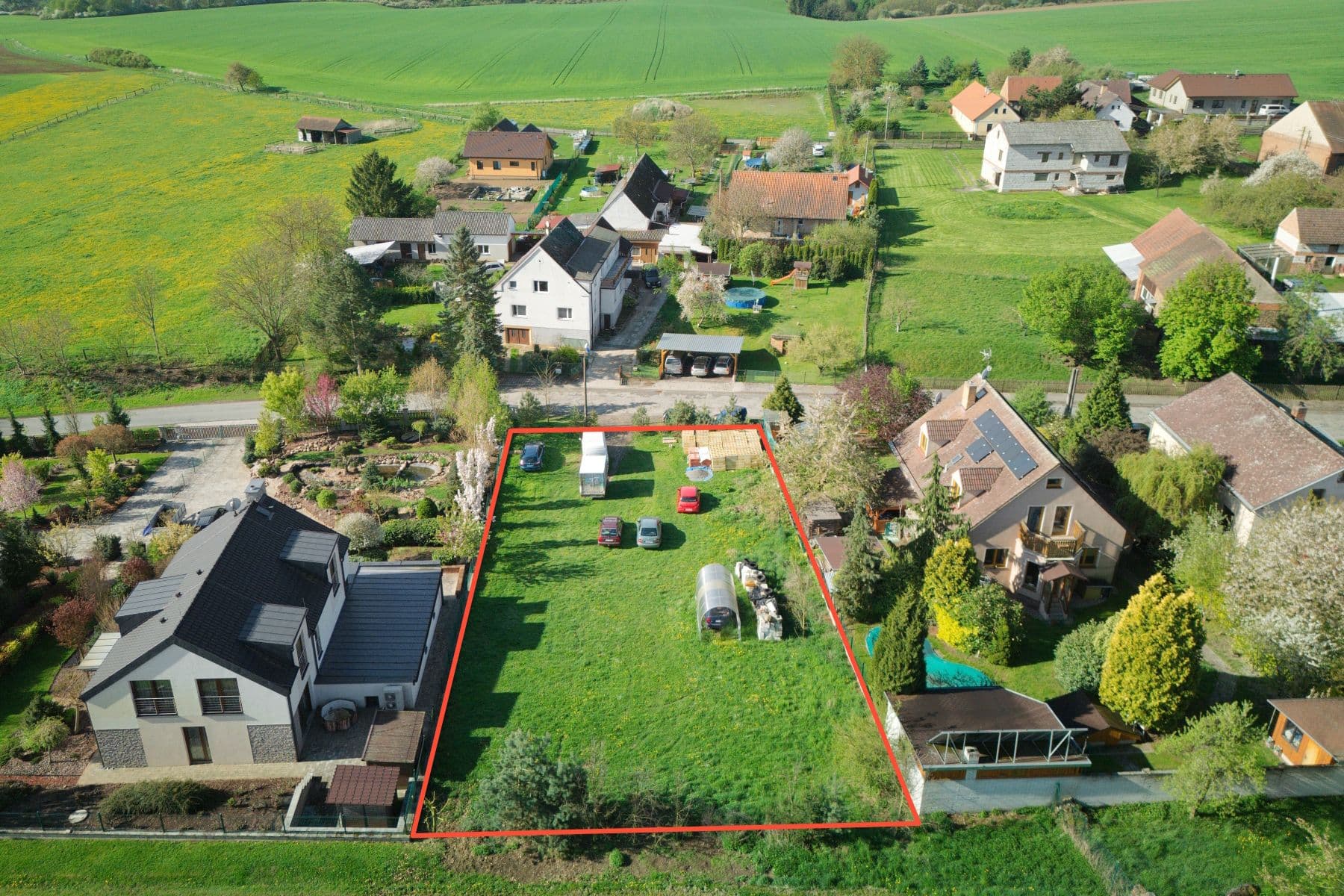 Prodej pozemku 1.129 m², Dolní Břežany, Středočeský kraj Prodej pozemku 1.129 m², Dolní Břežany, Středočeský kraj