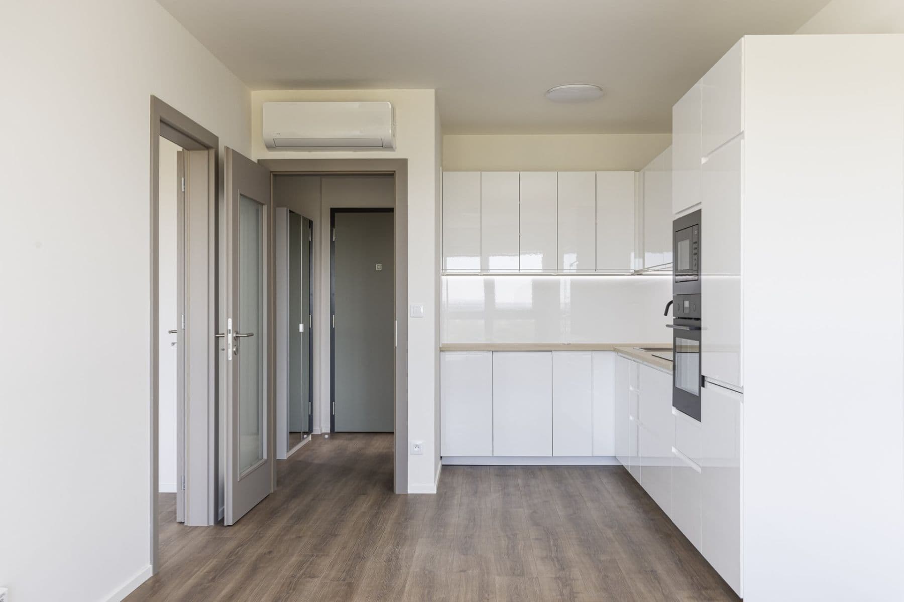 Pronájem bytu 2+kk 50 m², Arnošta Valenty, Praha, Praha Pronájem bytu 2+kk 50 m², Arnošta Valenty, Praha, Praha