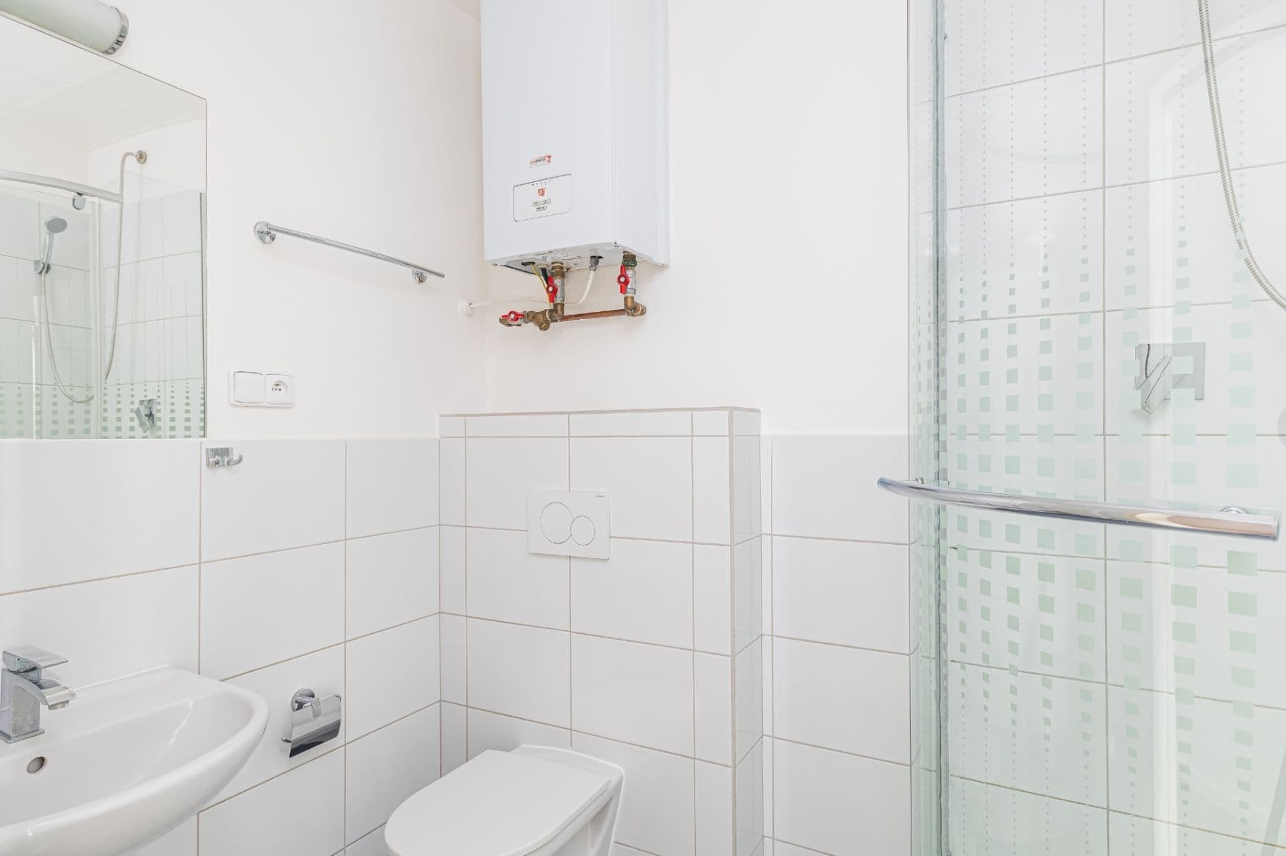 Pronájem bytu 1+1 45 m², Kamenická, Praha, Praha Pronájem bytu 1+1 45 m², Kamenická, Praha, Praha