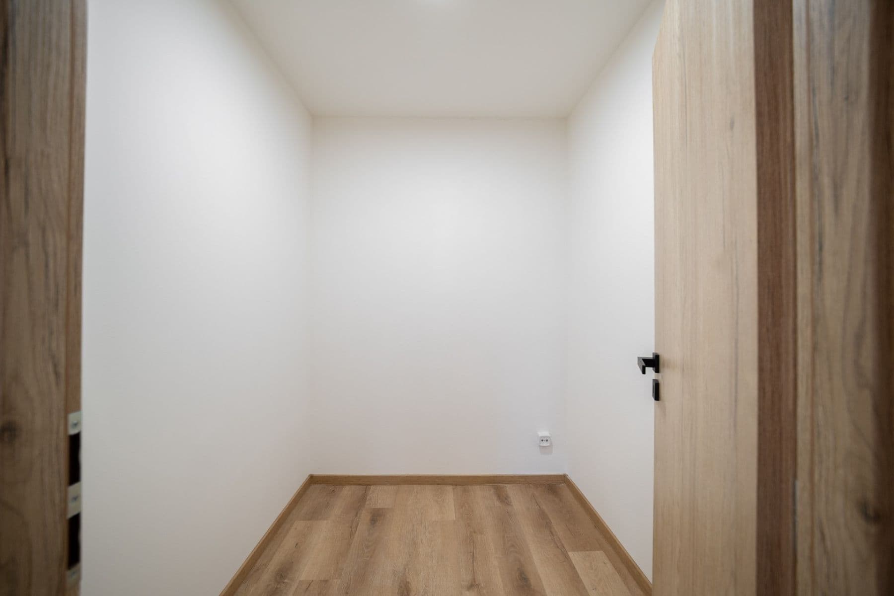 Prodej bytu 3+kk 60 m², Partyzánská, Plzeň, Plzeňský kraj Prodej bytu 3+kk 60 m², Partyzánská, Plzeň, Plzeňský kraj
