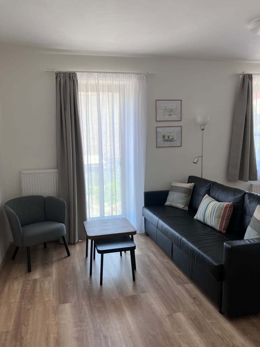 Pronájem bytu 2+kk 49 m², Labská, Vrchlabí, Královéhradecký kraj Pronájem bytu 2+kk 49 m², Labská, Vrchlabí, Královéhradecký kraj