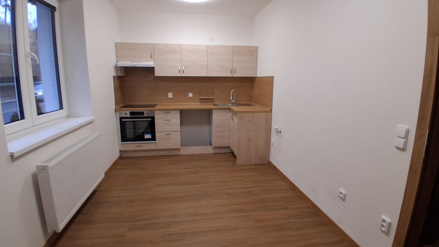 Pronájem bytu 2+kk 40 m², Komenského, Zdice, Středočeský kraj Pronájem bytu 2+kk 40 m², Komenského, Zdice, Středočeský kraj