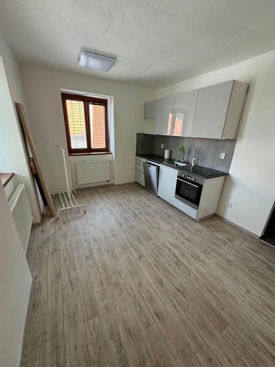 Pronájem bytu 2+1 54 m², Žalanského, Praha, Praha Pronájem bytu 2+1 54 m², Žalanského, Praha, Praha