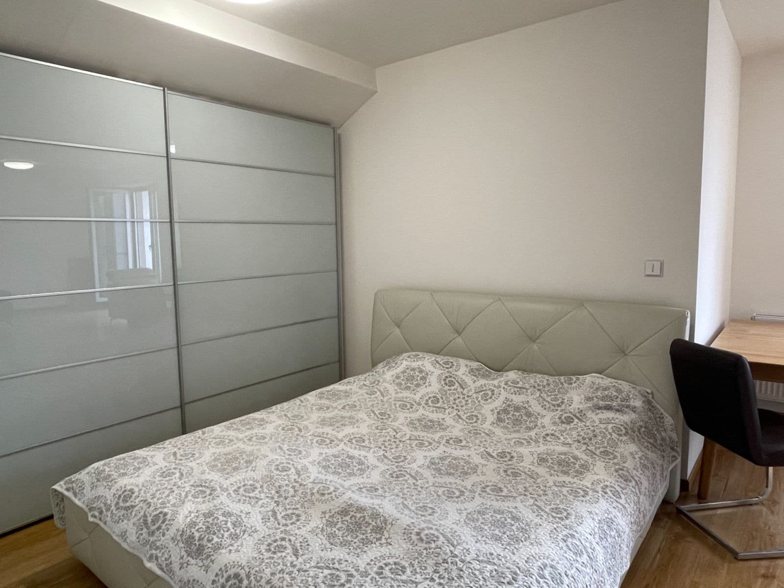 Pronájem bytu 1+kk 48 m², Terronská, Praha, Praha Pronájem bytu 1+kk 48 m², Terronská, Praha, Praha